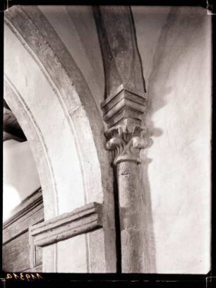 Ulrichskapelle; Kapitelle im Chor innen