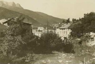 Ponte di Legno im Ogliotal (Italien). Ortsteilansicht mit Oglio