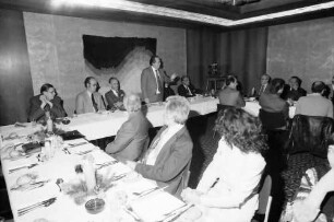 Basel: Hotel International; Gruppen mit DB Präsident Dipl.-Ing. Heinz Bubel