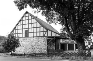 Hofanlage (Hofanlage, Fachwerk und Bruchstein); Vöhl, Korbacher Straße 7, Korbacher Straße 9