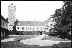 Strehla. Schlosshof