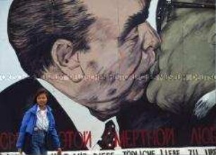 Bruderkuss an der Berliner Mauer, East Side Gallery