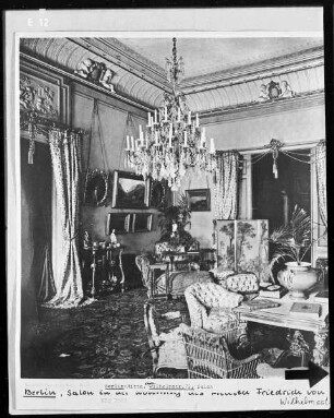 Palais? Salon