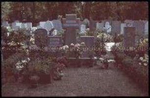 Familiengrab auf dem Friedhof Berlin-Tegel