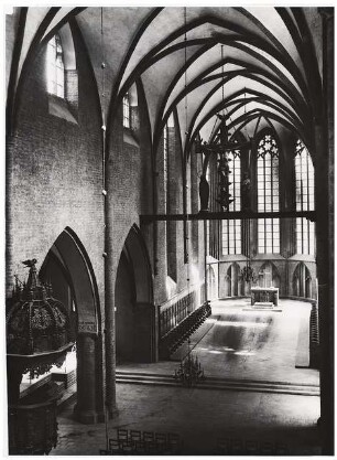 Franziskaner-Klosterkirche, Berlin: Kircheninnenraum