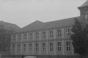 Einweihung eines jüdischen Altersheimes : Außenansicht des Altersheims