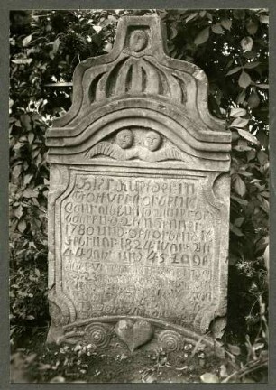 alter Friedhof. Grabstein, 1824