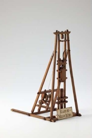 Modell einer Rammmaschine, um 1800