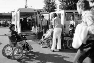 Freiburg: Transport für Rollstuhlfahrer