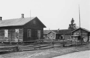 Blockhäuser : Blockhäuser in einer norwegischen Siedlung.