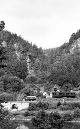 Reinhardtsdorf-Schöna-Schöna. Gelobtbachmühle von Tschechien aus