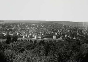 Reutlingen, Stadtansicht : Reutlingen. Stadtansicht mit Marienkirche. Blick von Südosten über das Echaztal gegen dem Hohbuch (Lias-Stufe)