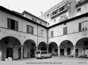 Piazza delle Vettovaglie, Pisa