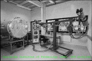 Vakuum-Master-Slave-Manipulator (VMSM) der Hauptabteilung Ingenieurtechnik (HIT)