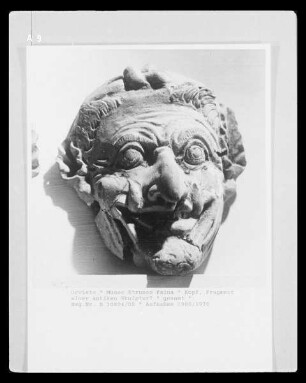 Kopf, Fragment einer antiken Skulptur?