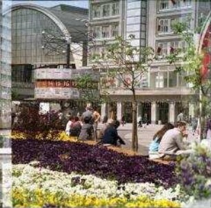 Alexanderplatz mit Weltzeituhr
