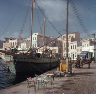 Syros, Hermupolis, am Kai