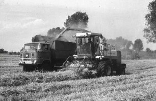Feldhäcksler E 282