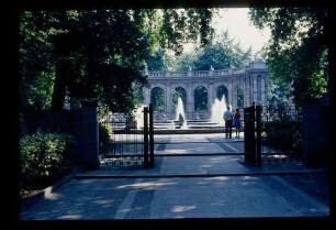 Märchenbrunnen 2.9.75.