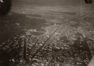 Luftbildaufnahmen von Karlsruhe. Gesamtes Stadtgebiet - Schloss mit Innenstadt