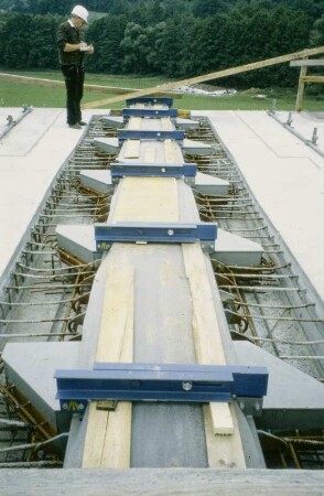 Fahrnbahn-Übergang
