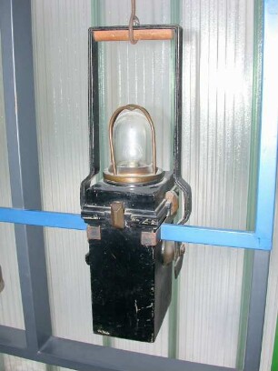 Akku-Lampe für stationäre Beleuchtung, Starklichtlampe