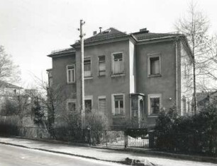 Radebeul, Dr.-Rudolf-Friedrichs-Straße 12. Wohnhaus (um 1895)