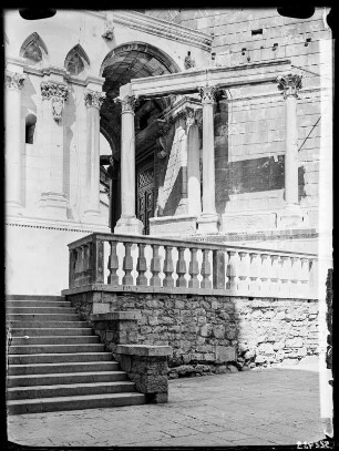 Split, Aufgang zum Mausoleum