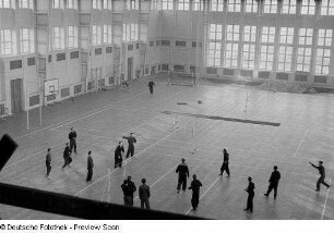 Volleyball in der Ernst-Grube-Halle der Deutschen Hochschule für Körperkultur