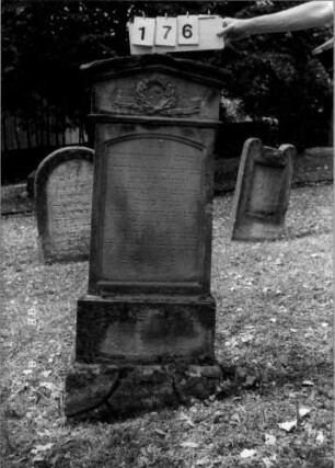 Grabstein 176
