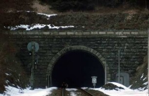 Hochdorfer Tunnel Südportal Einfahrvorsignal Vr2 Lok 211 217