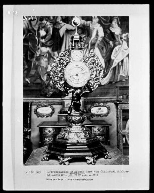 Astronomische Standuhr