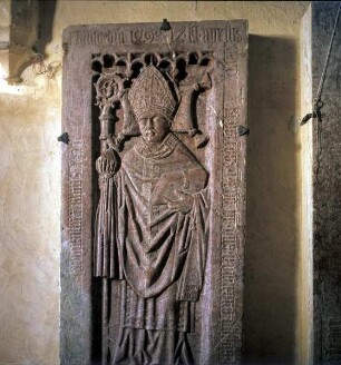 Grabplatte für Abt Leonhard