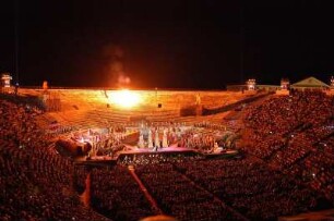Verona - Opernaufführung in der Arena : Opernaufführung "Aida" in der Arena von Verona, aufgenommen 2007
