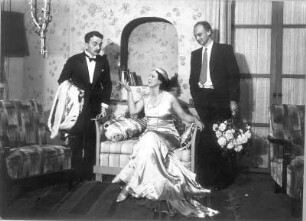 Nina. Komödie in drei Akten von Bruno Frank. Staatsschauspiel Dresden, Uraufführung 03.09.1931 : Erich Ponto als Regisseur Paul Hyrkan, Alice Verden als Nina Breuer und Paul Hoffmann als Dr. Stefan Breuer