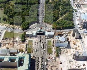 Pariser Platz und Brandenburger Tor in Berlin