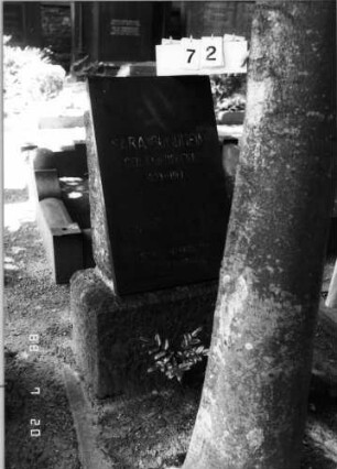 Grabstein 72