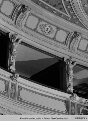 Palazzo del Comune, Teatro Comunale degli Arrischianti, Sarteano