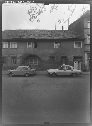 Erfurt-Altstadt, Pergamentergasse. Wohnhaus. Straßenfront (Teilansicht)
