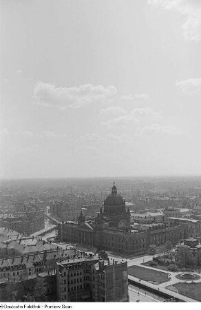 Blick vom Neuen Rathaus in Richtung Reichsgericht