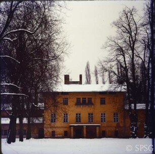 Potsdam, Park Sanssouci, Meierei im Winter.