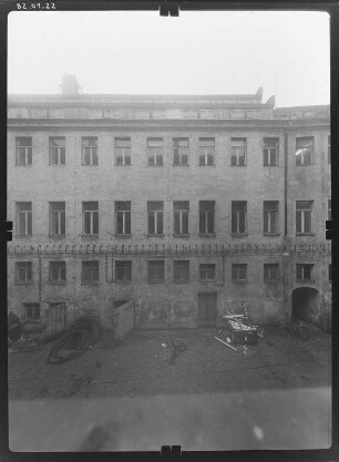 Dresden-Neustadt, Köpckestraße (Große Meißner Straße) 15. Ehem. Kollegienhaus (1723-1724; J. G. Gebhardt). Erster (Großer) Hof (westlicher Seitenflügel)