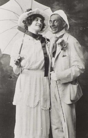 Aida und Otto Albert im Rollenkostüm
