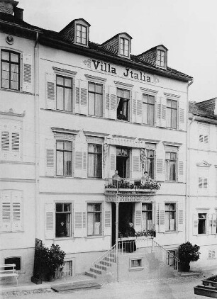 Bad Schwalbach, Reitallee 10