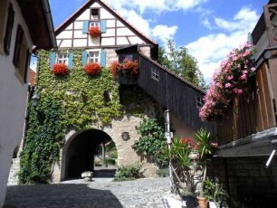 Stadtbefestigung - Stadttor (Brücker Tor) von Stadtseite in Übersicht