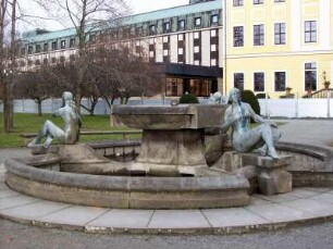Brunnen mit den drei Grazien