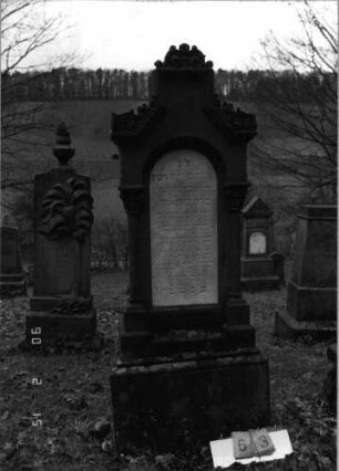 Grabstein 63