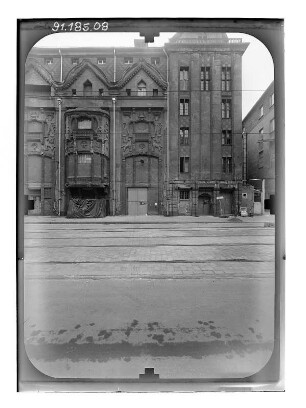 Berlin-Mitte, Friedrichstraße 101/102. Metropol-Theater (1910-1911; H. Schweitzer). Rückseite (von der Planckstraße)