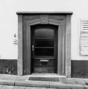 Sachteil Sandsteinportal; Bad Vilbel, Marktplatz 4