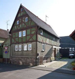Reiskirchen, Licher Straße 27, Herrnstraße 4